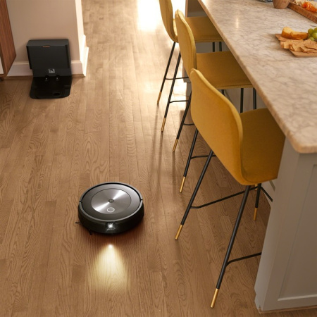 Робот-пылесос iRobot Roomba j7+ PLUS